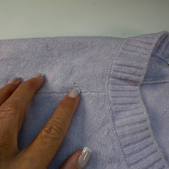 MNG By Mango Lilac‎ V Neck Sweater Womens Size Medium Soft Knit Pullover - Picture 5 of 10